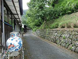 鍋島焼の山あいの秘窯
